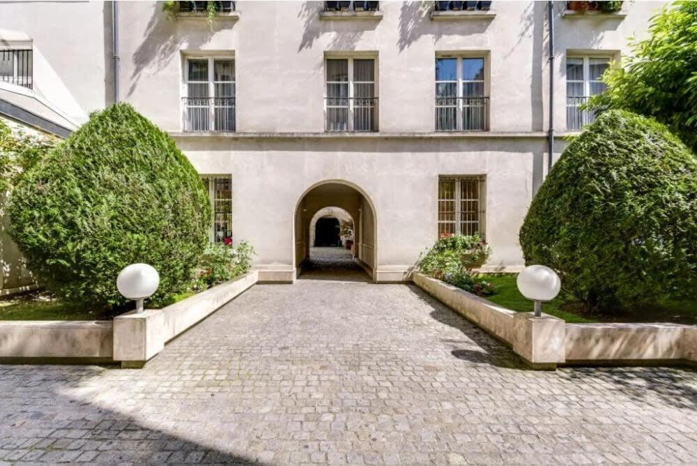 شقة Modern And Huge 3Bd For 10 Guests In Le Marais! باريس المظهر الخارجي الصورة